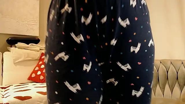 BluueSilk from StripChat