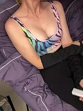 Bon20252 webcams show profile image 
