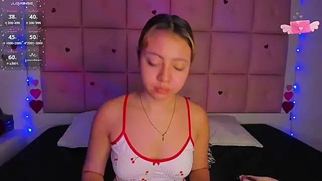 Bonni_Lohans from StripChat