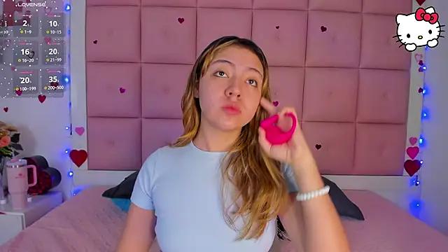 Bonni_Lohans from StripChat