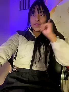 bonnie_18x from StripChat is Freechat