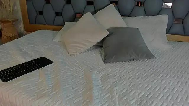 bonnie_sm from StripChat