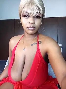 Boobylicious_BB from StripChat