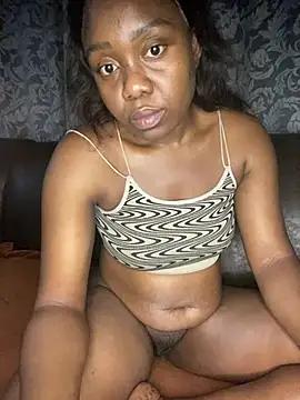 Bootytinah from StripChat