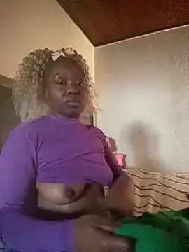 Bootytinah from StripChat