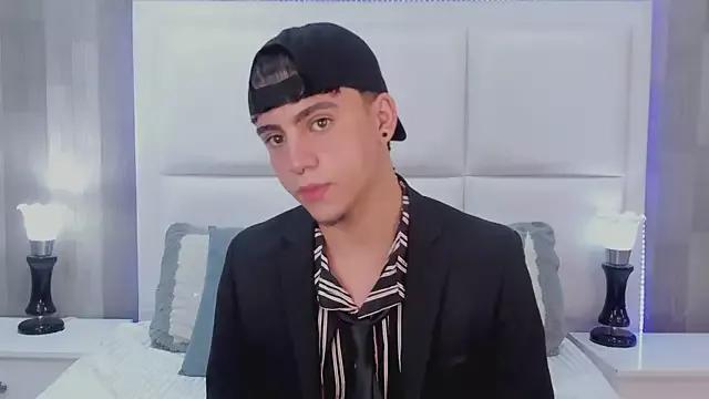 BrannTaylor from StripChat is Freechat