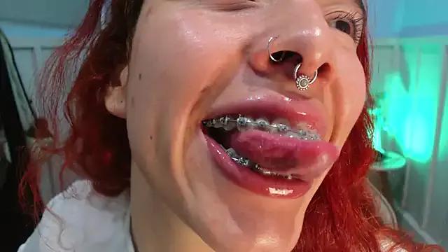 Bri_von_dhara webcams show profile image 