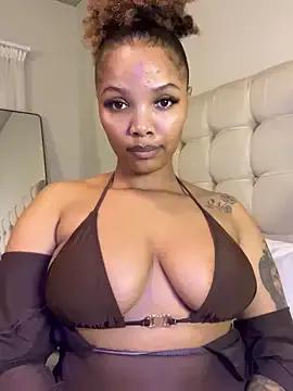 Brianna_T webcams show profile image 