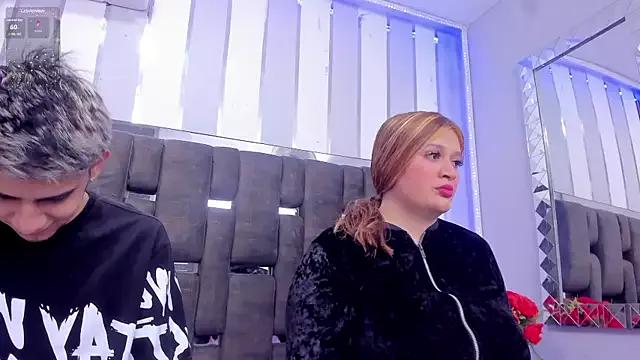 Discover our girls online shows and discover the company of countless livestreamers, with stunning shapes, sex toys and more.