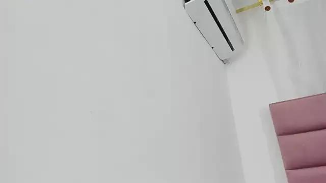 Brianrosex from StripChat is Freechat
