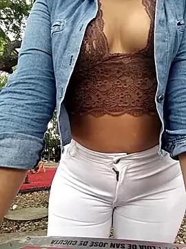 BritneyRosex from StripChat is Freechat