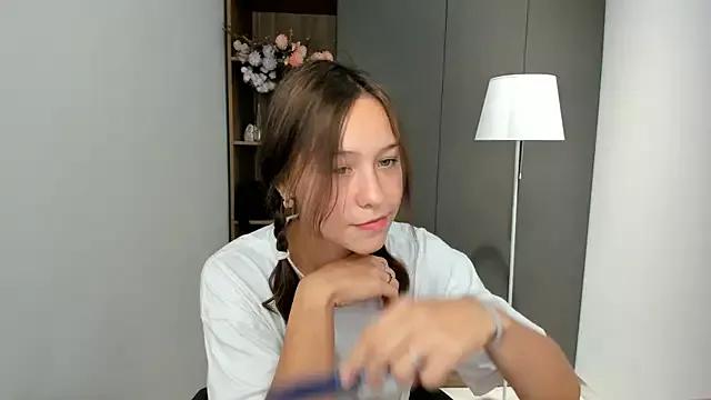 BritniBers from StripChat is Freechat