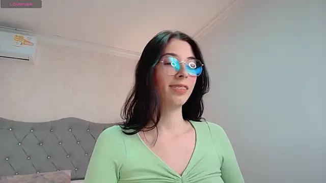 brooklove_doll from StripChat