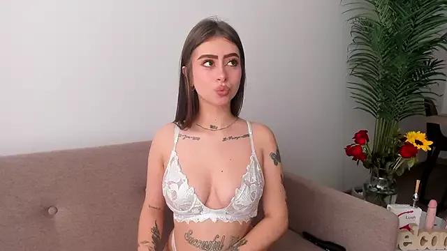 BrunaBianch webcams show profile image 