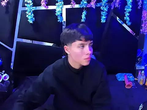 Bruno_Cruzz from StripChat is Freechat