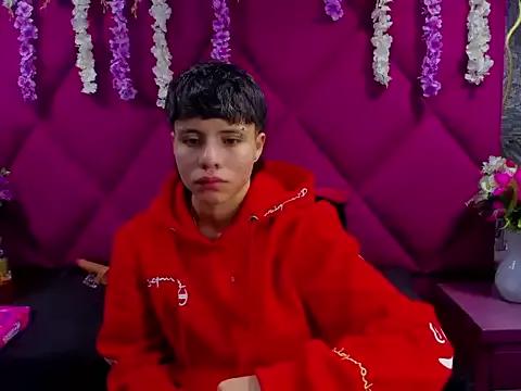 Bruno_Cruzz from StripChat is Freechat