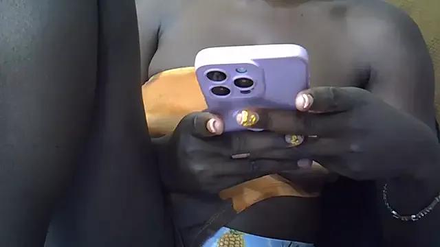 BuggyYES from StripChat