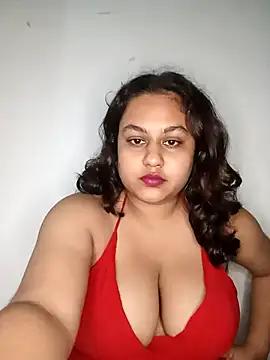 bumblebeegirl from StripChat