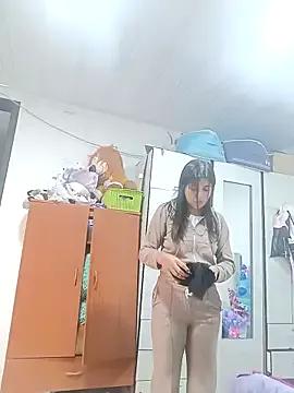 Bunnie_Sc from StripChat