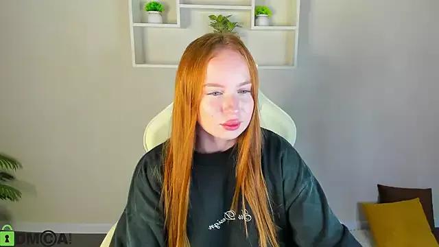 Bunny_Luvv from StripChat
