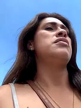 bunny_tyfani from StripChat is Freechat