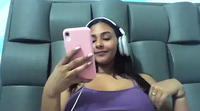 bunnysmooth from StripChat