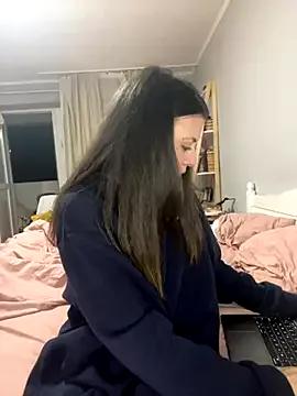 bunnythetailor from StripChat