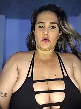 Busty_divorced_mom from StripChat is Freechat