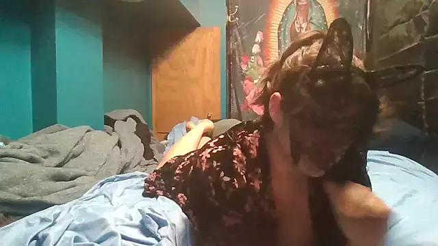 Buttercup2001 webcams show profile image 