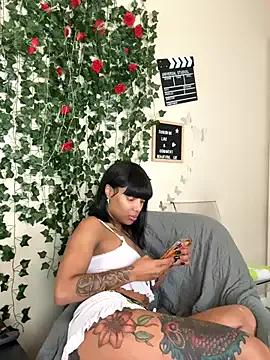 butterflybootyy from StripChat