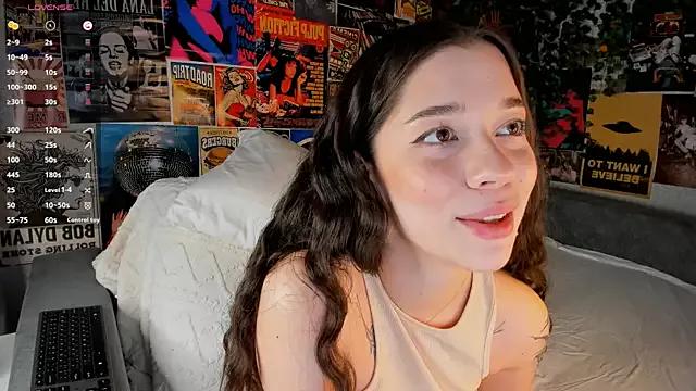 Butterflys1268 from StripChat