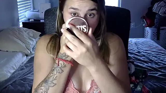 bxbydior from StripChat is Freechat