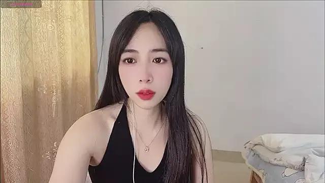 by-Hannah from StripChat is Freechat