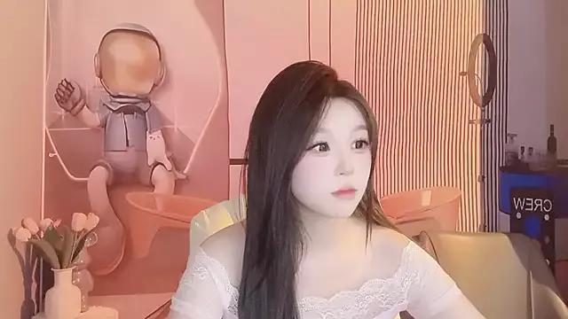 CAICAI_BABY from StripChat