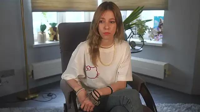 CallieEk from StripChat is Freechat