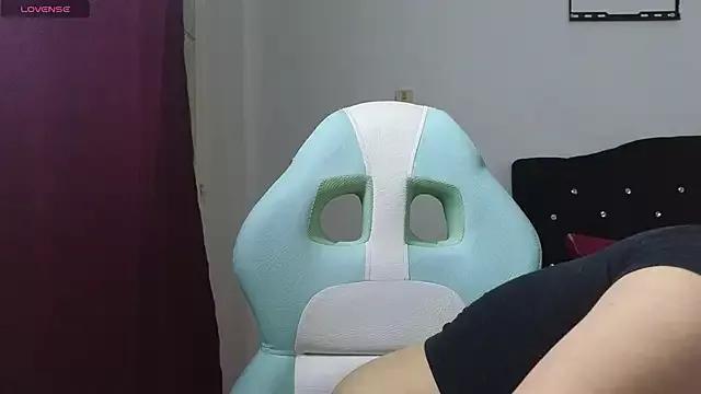 Callme_Fer from StripChat