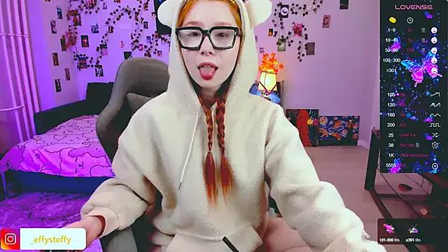 CallMeEffy1 from StripChat
