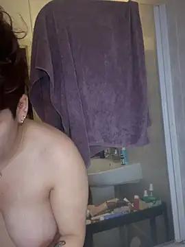callmelouve from StripChat