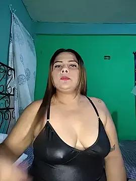 camila_rogue from StripChat is Freechat