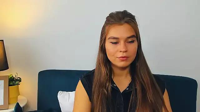 CamilaAmazing webcams show profile image 