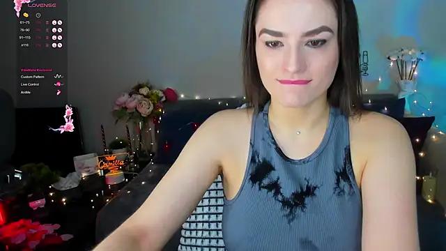 Discover our girls online shows and discover the company of countless livestreamers, with stunning shapes, sex toys and more.