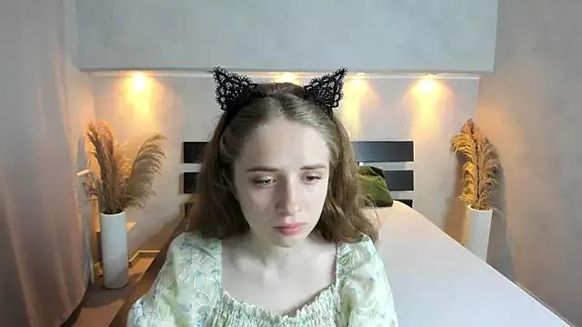 Camilla_Kelly from StripChat is Freechat