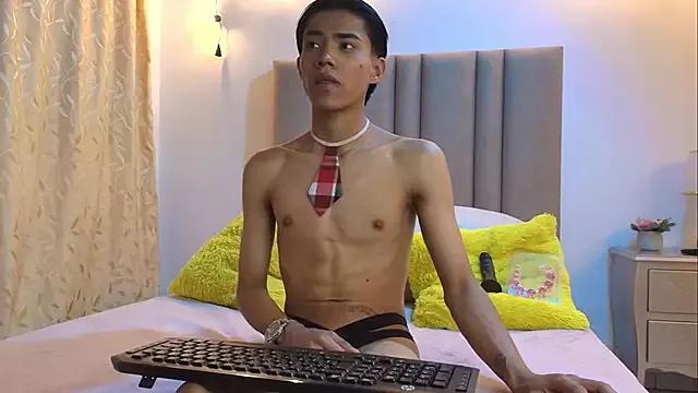 camilo_nom from StripChat is Freechat