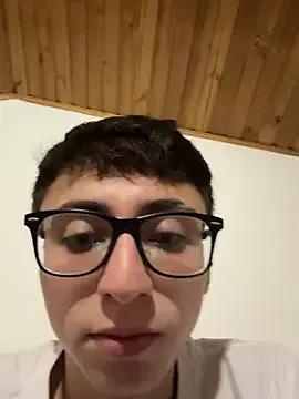 CamiRojas_boy from StripChat is Freechat
