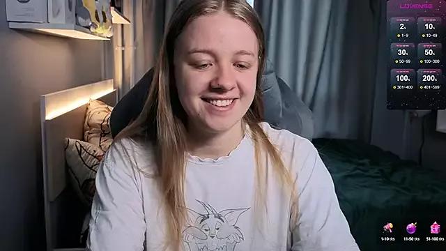 candy_maggie from StripChat is Freechat