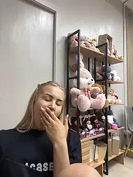 CandyVice from StripChat is Freechat