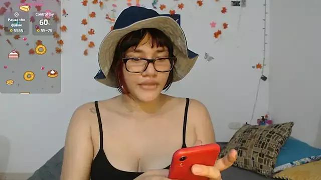 Candyy_gh webcams show profile image 