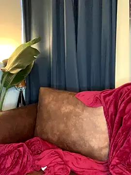 Canneela from StripChat is Freechat