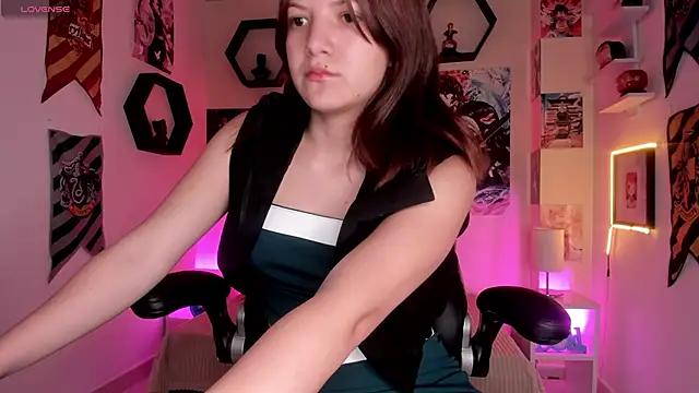 Caramel_pearl from StripChat