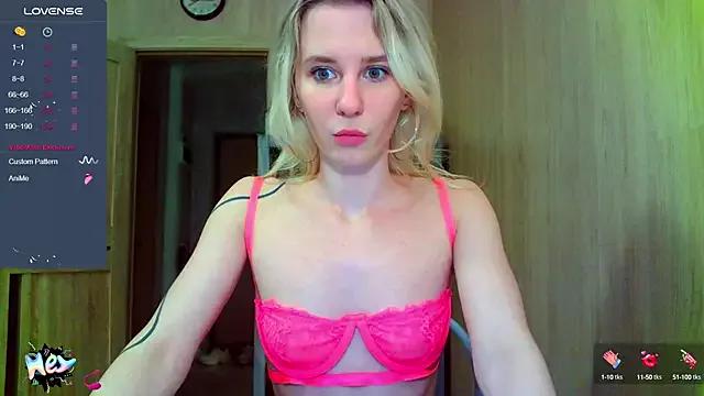 Caramel_piegirl from StripChat